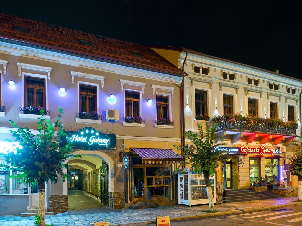 Hotel Galany Rădăuţi Εξωτερικό φωτογραφία