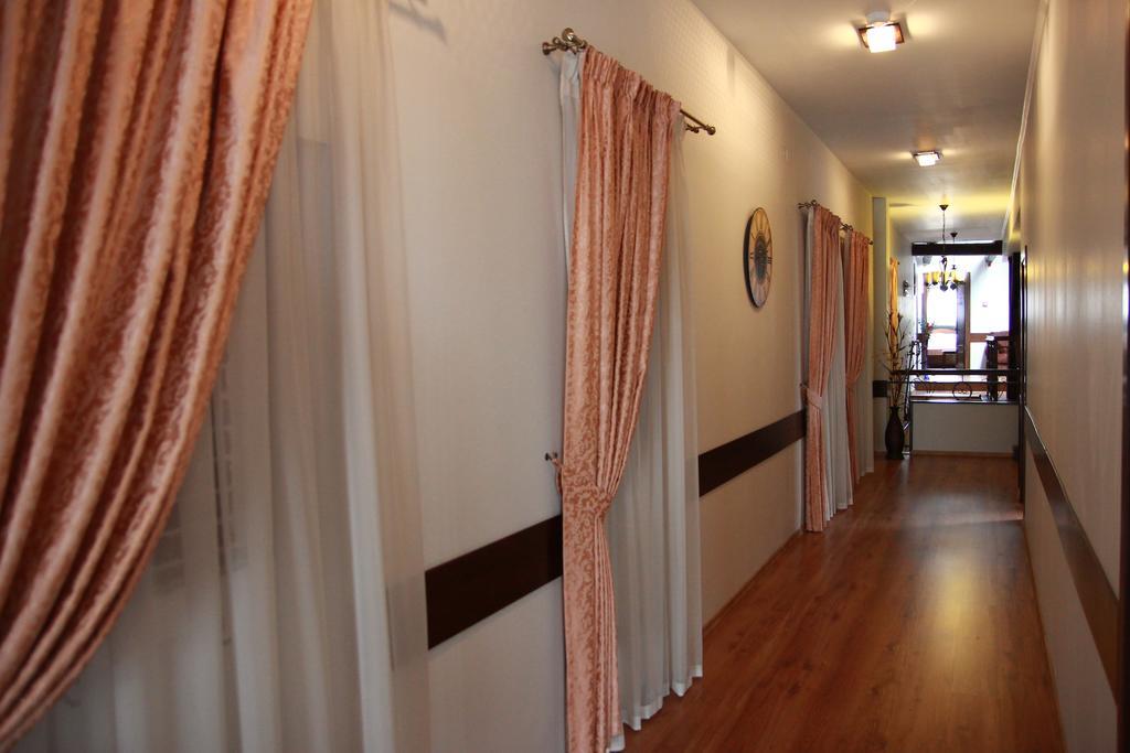 Hotel Galany Rădăuţi Εξωτερικό φωτογραφία