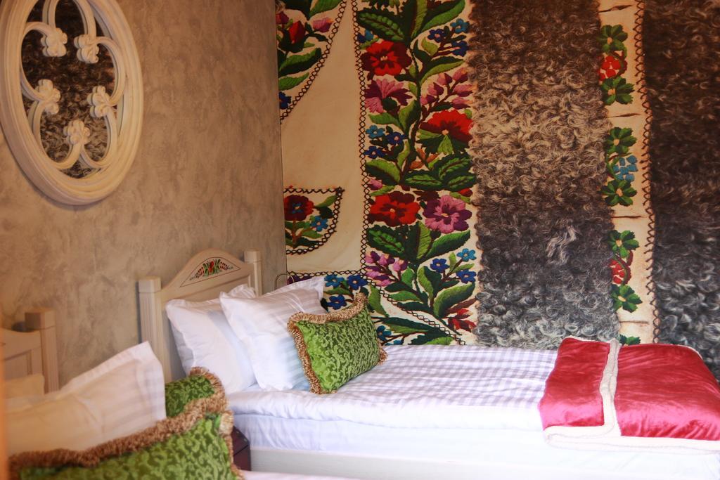 Hotel Galany Rădăuţi Εξωτερικό φωτογραφία